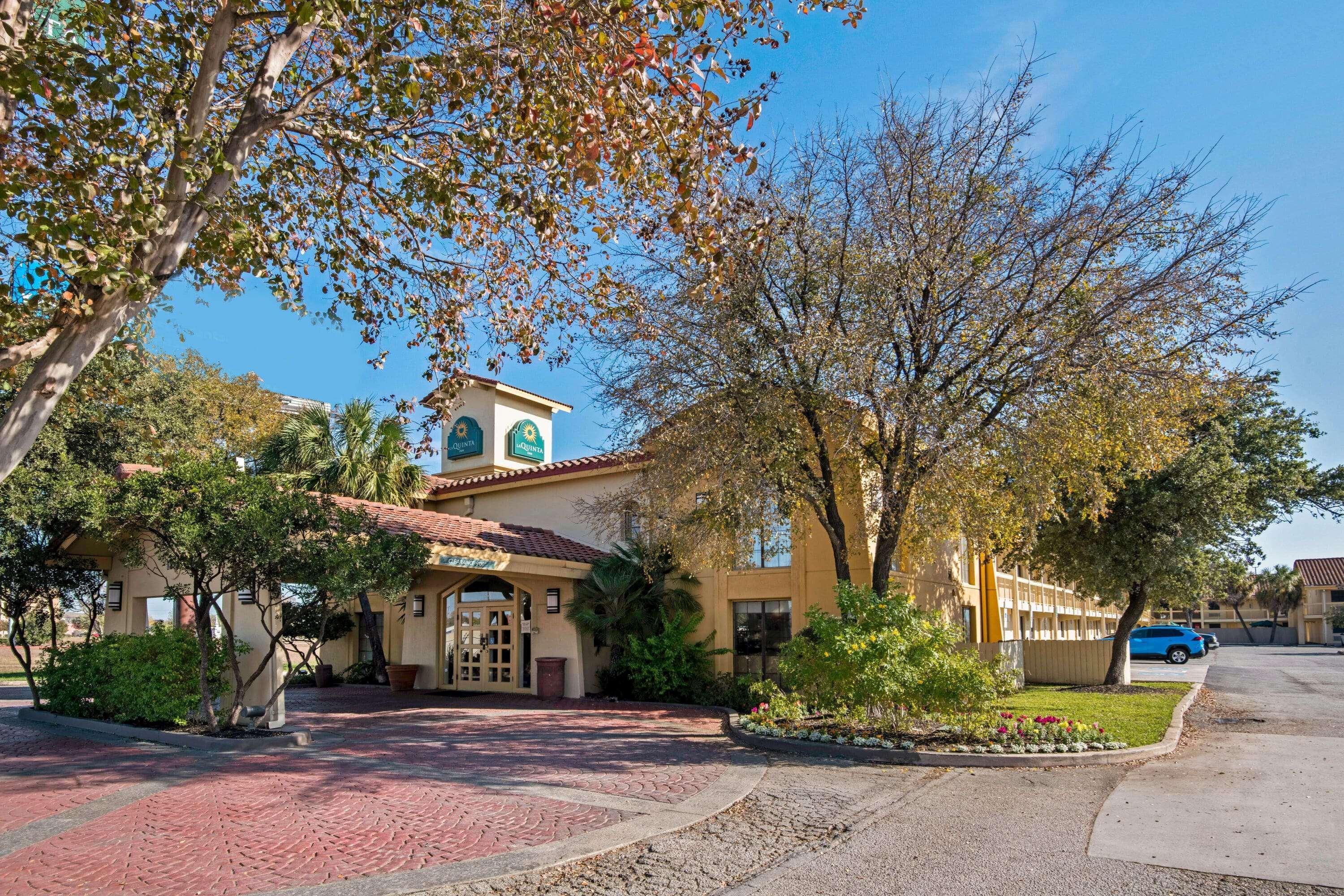 La Quinta Inn By Wyndham San Antonio I-35 N At Rittiman Rd Exterior foto